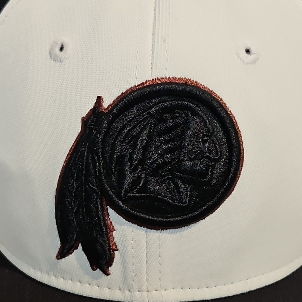 Reebok Washington Redskins Embroidered Logo Fitted OSFA Hat Black - Picture 2 of 8